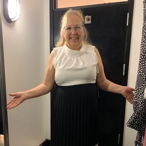 Meet your Posher, Deborah